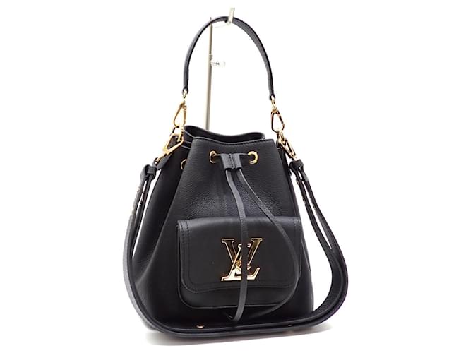 Louis Vuitton Lockme Black Leather  ref.1234300