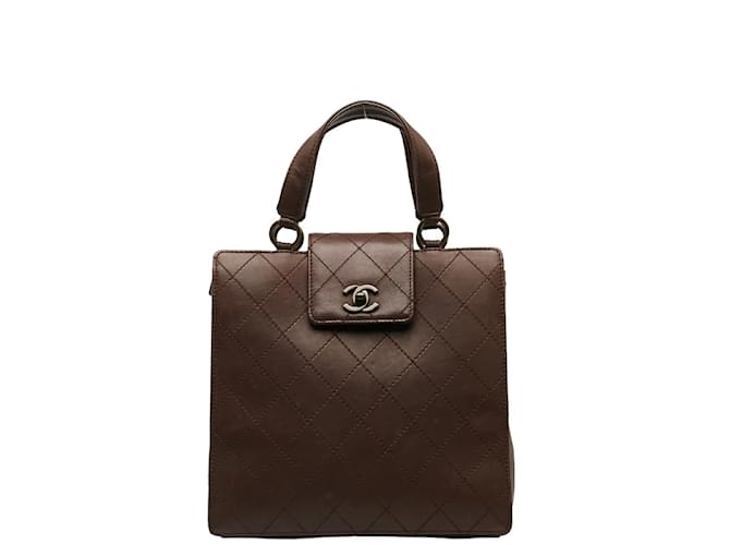 Chanel Gesteppte Handtasche aus Leder  ref.1234398