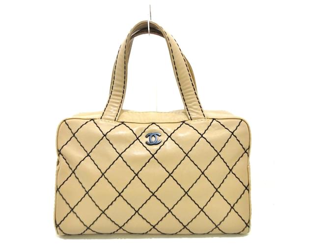Timeless Chanel Bege Couro  ref.1235023
