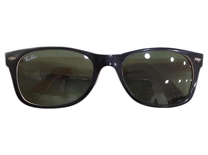 Ray-Ban Sunglasses Beige Plastic  ref.1235246