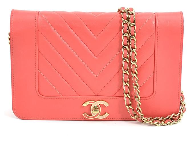 Classique Chanel Cuir Rose  ref.1235435