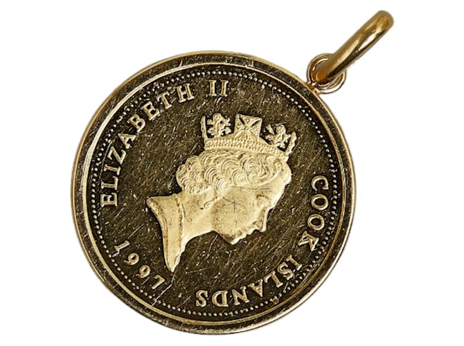 Autre Marque 18K Elizabeth II Cook Islands Coin Pendant  ref.1236193