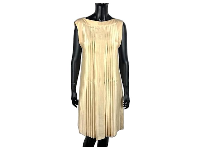 Hermès Dresses Beige Silk  ref.1236238