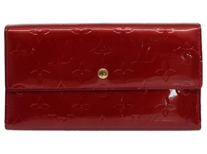 Louis Vuitton Porte tresor international Rot Lackleder  ref.1236491