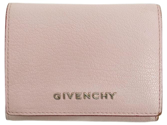Givenchy Cuir Rose  ref.1236561