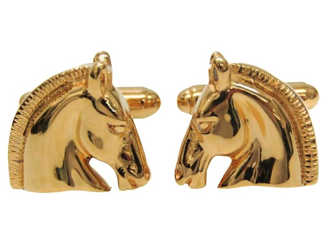 Hermès Hermes Dourado Metal  ref.1236896
