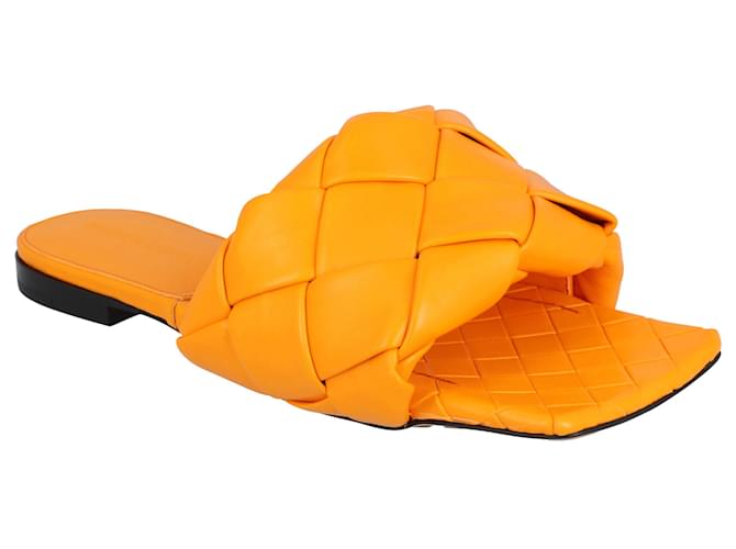 Bottega Veneta Flache Lido-Sandale Orange Leder  ref.1237139