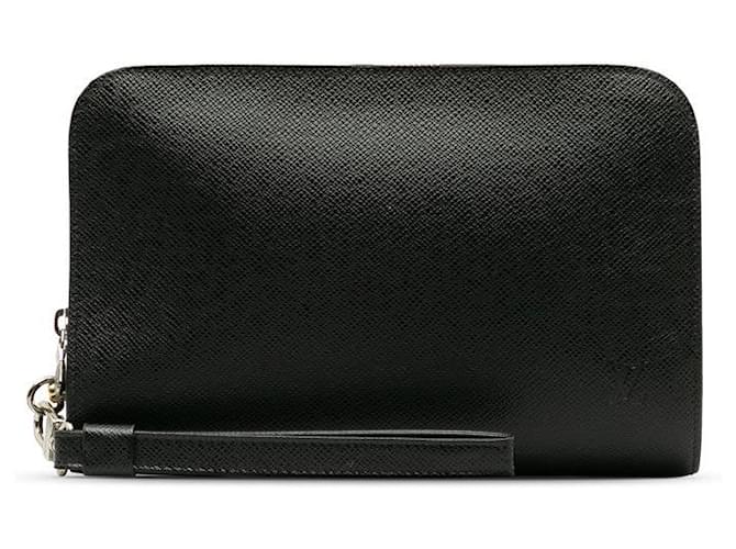 Louis Vuitton Taiga Baikal Clutch Bag  M30182 Leather  ref.1237343