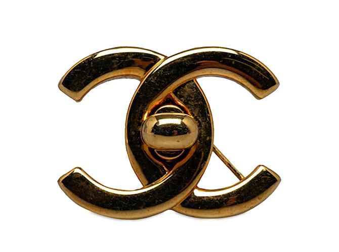Broche Chanel CC Turn-Lock em ouro Dourado Metal  ref.1238079