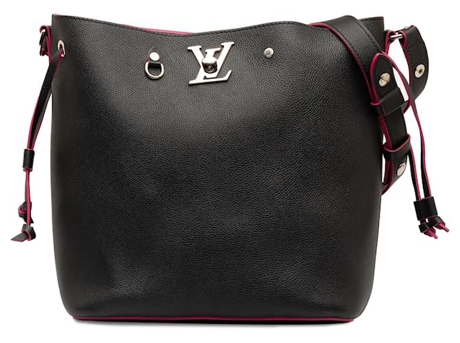 Black Louis Vuitton Lockme Bucket Bag Leather  ref.1238113