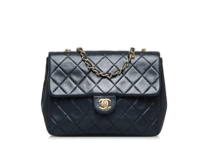 Bolsa preta Chanel Mini Classic Square em pele de cordeiro com aba única Preto Couro  ref.1238143