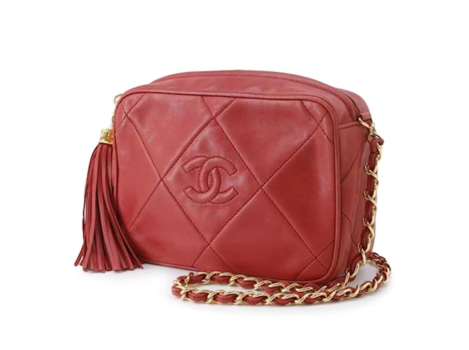 Bolsa crossbody Chanel CC vermelha em couro de cordeiro com borla Vermelho  ref.1238174