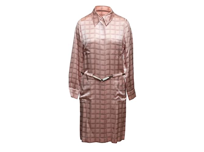 Vintage rosa claro Chanel outono/Inverno 2000 Vestido de seda estampado tamanho FR 42  ref.1238187