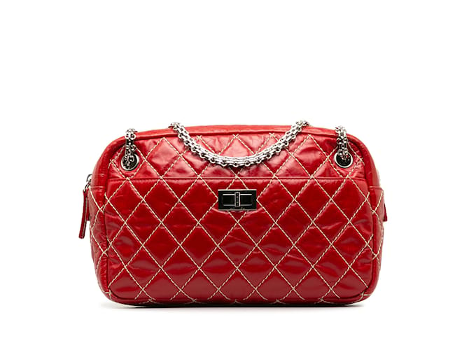 Red Chanel Medium Quilted Reissue Camera Bag Leather  ref.1238277