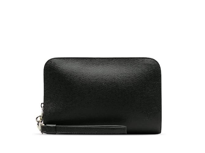 Black Louis Vuitton Taiga Baikal Clutch Bag Leather  ref.1238372