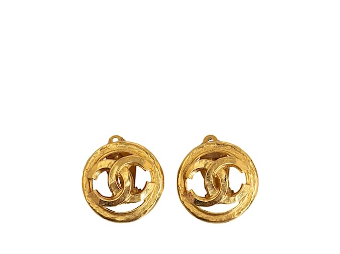Gold Chanel CC Clip On Earrings Golden Gold-plated  ref.1238384