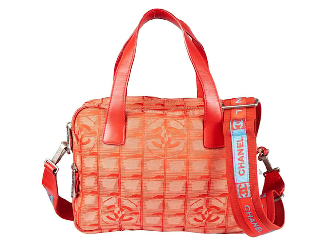 Chanel Mini Travel Line Handtasche Rot Leder  ref.1239058