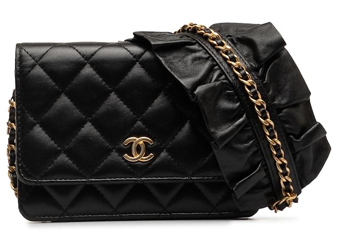 Wallet On Chain Cartera Chanel Romance de piel de cordero negra con cadena Negro Cuero  ref.1239133