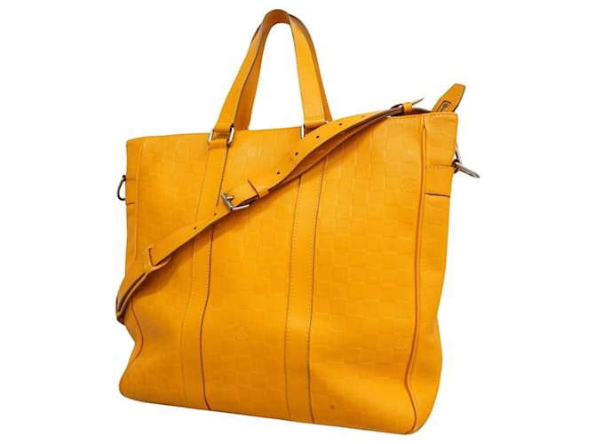 Louis Vuitton Tadao Yellow Leather  ref.1239466