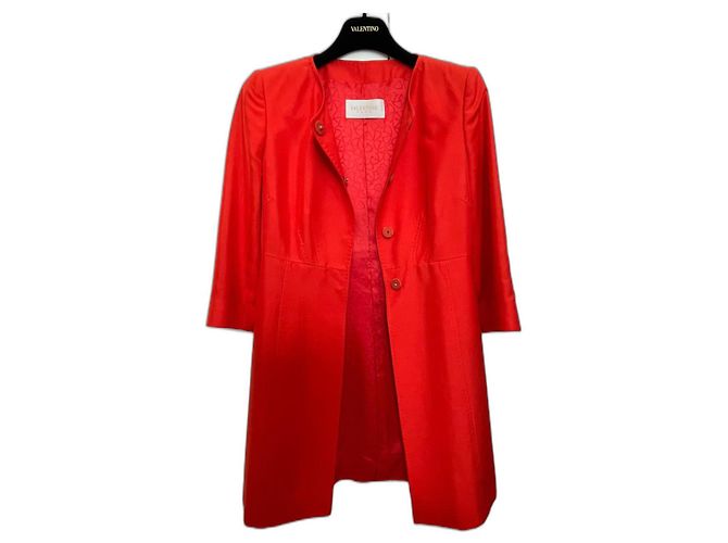 Abrigo de seda rojo Valentino Roja