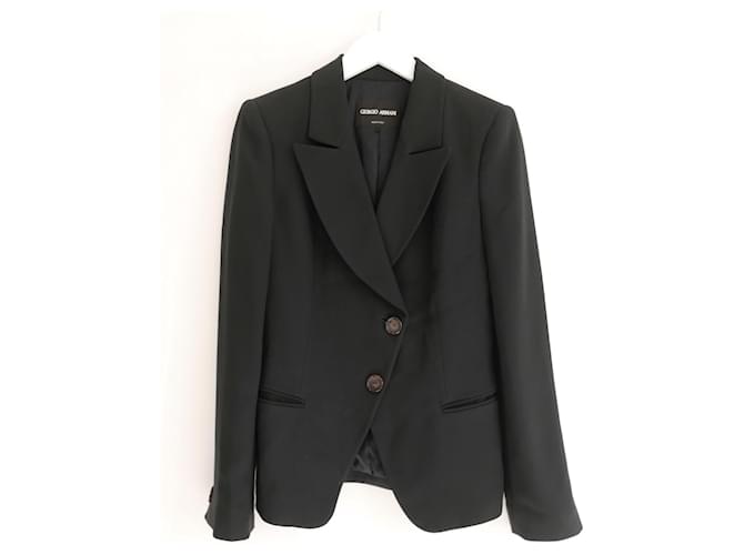 Giorgio Armani veste blazer ample noire à boutons asymétriques Synthétique  ref.1240158
