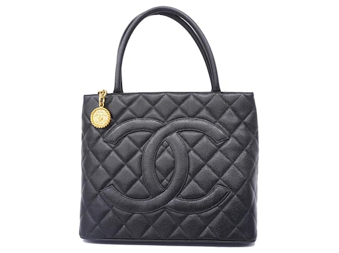 Chanel Médaillon Black Leather  ref.1240373