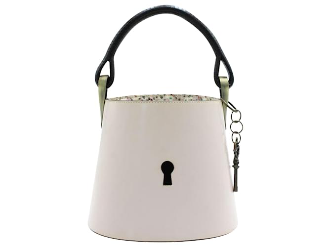 Kenzo Pastel Pink Vintage Bucket Bag with "Key Hole" Leather  ref.1240565