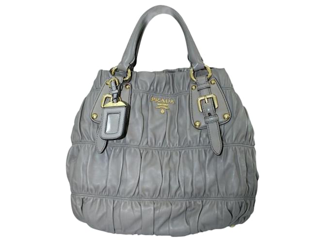 Prada Hellbraune Gaufre-Tasche aus Nappa Leder  ref.1240602