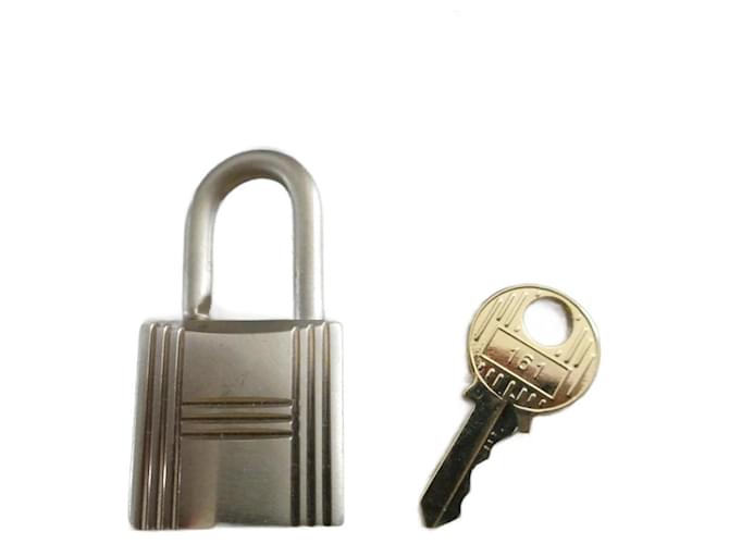 golden hermès padlock for kelly bag, Birkin, etc... with a key Gold hardware Steel  ref.1240970