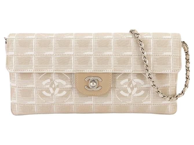 Timeless Chanel Travel line Bege Lona  ref.1242172