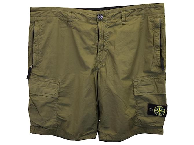 Stone Island Cargo Shorts in Olive Cotton Green Olive green  ref.1242290