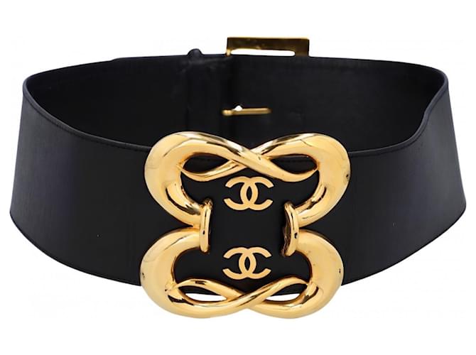 Chanel en el cinturón Negro Cuero  ref.1242586