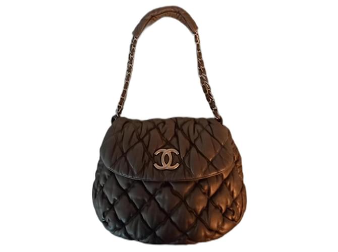 Bolsa bolha Chanel Bronze Couro  ref.1242600