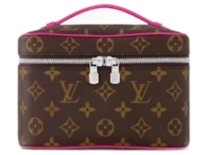 Nice Mini bag from Louis Vuitton. Fuschia Cloth  ref.1242820