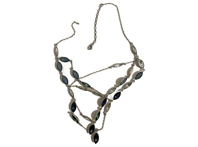 Collare con cristalli Swarovski, zirconi blu e bianchi.