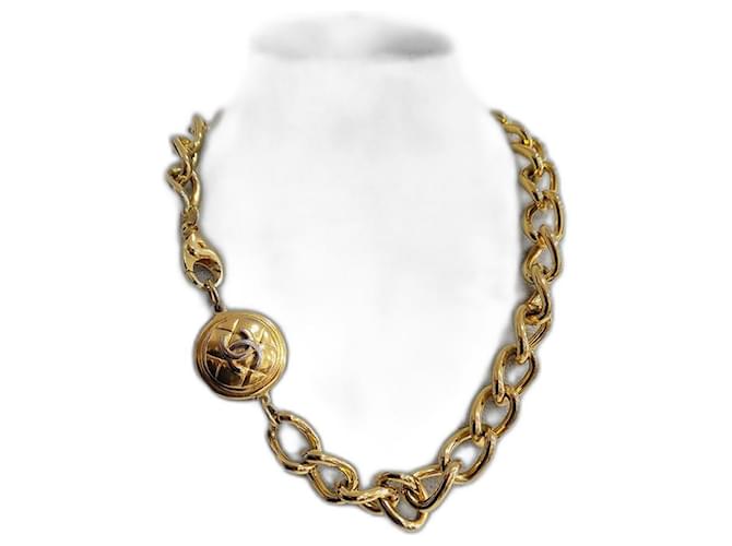 Chanel Collares Dorado Metal  ref.1243102