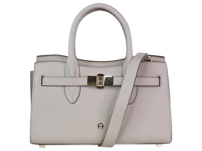 Aigner Cream Farah handbag Leather  ref.1244149