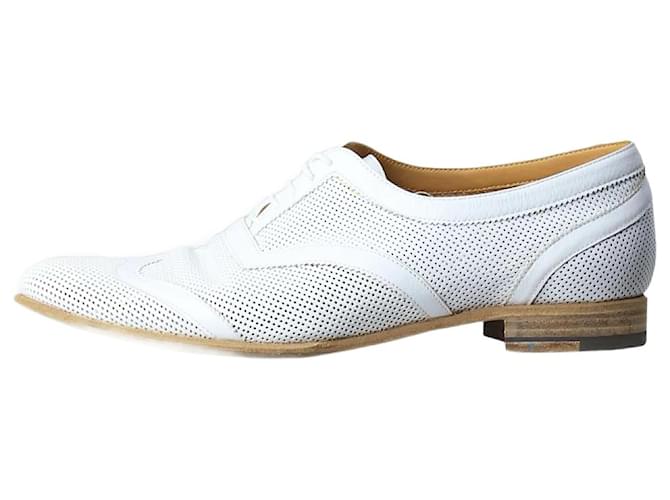 Hermès Sapatos perfurados de couro branco - tamanho UE 37  ref.1244205