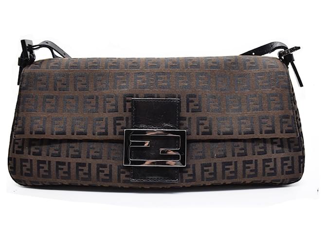 Baguette Fendi Handbags Brown Leather  ref.1244568