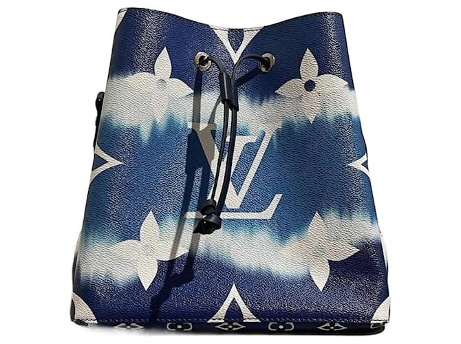 LOUIS VUITTON  Handbags T.  leather Blue  ref.1245278