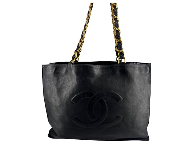 Chanel Black Leather  ref.1246089