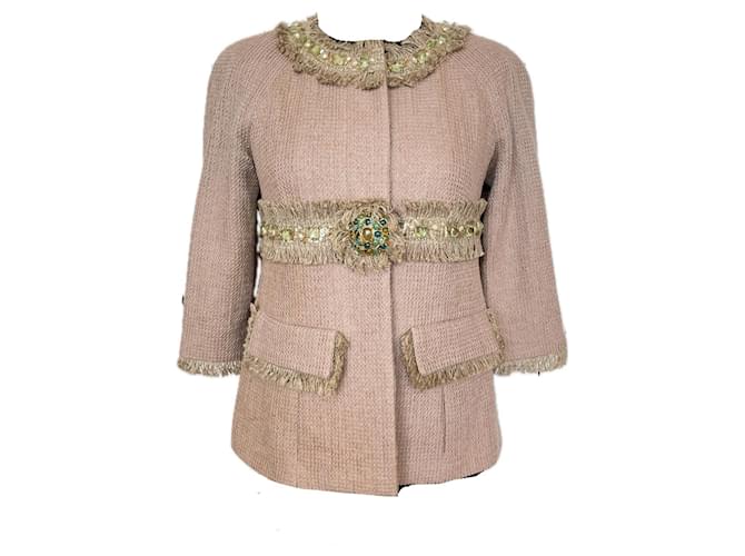 Chanel Jaqueta de Tweed Bege com Apliques de Joias por 9 mil dólares.  ref.1246546