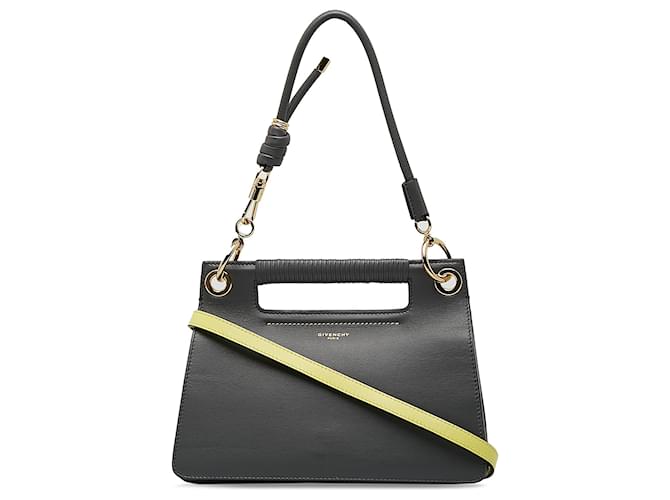 Bolso satchel pequeño con látigo negro de Givenchy Cuero Becerro  ref.1247318