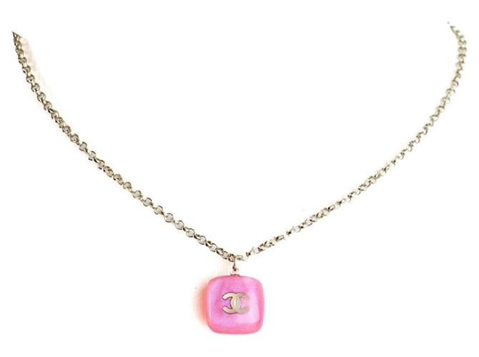 CHANEL Long necklaces CC Pink Metal  ref.1248337