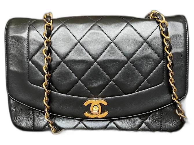 Chanel Bolso de hombro pequeño Diana Negro Cuero  ref.1249010