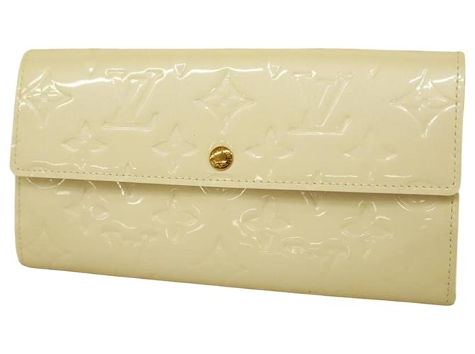 Louis Vuitton Portefeuille Sarah Beige Patent leather  ref.1249520