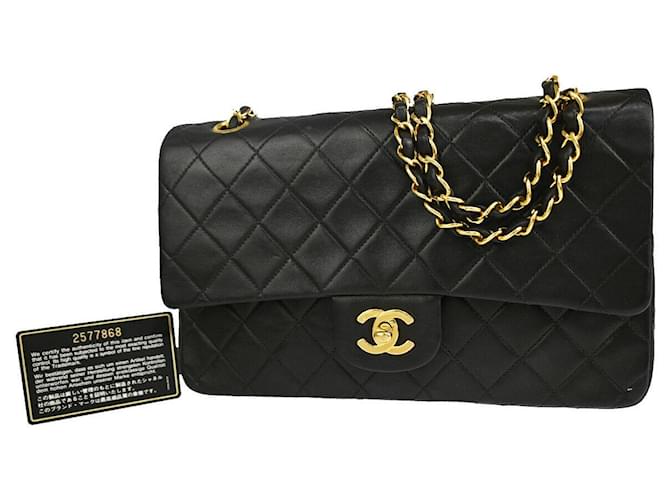 Timeless Chanel Matelassé Black Leather  ref.1249990