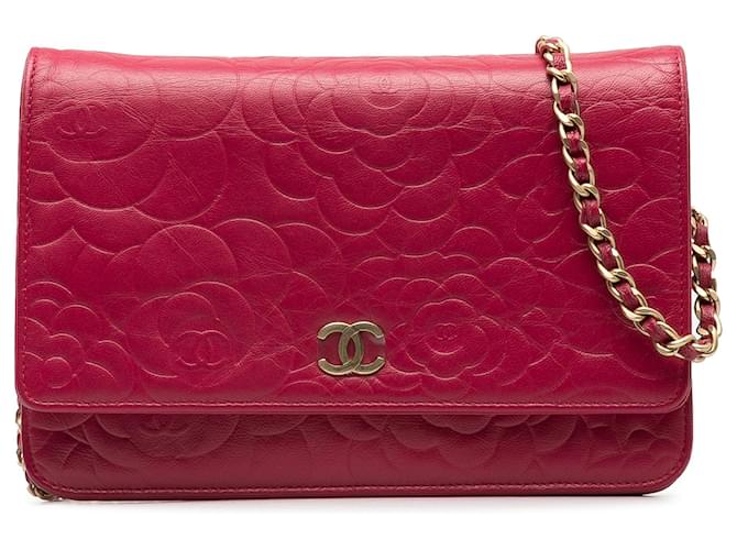 Wallet On Chain Portafoglio Chanel Camelia rosa su catena Pelle Vitello simile a un vitello  ref.1250032
