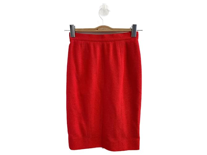 CHANEL  Skirts T.International M Wool Red  ref.1251125