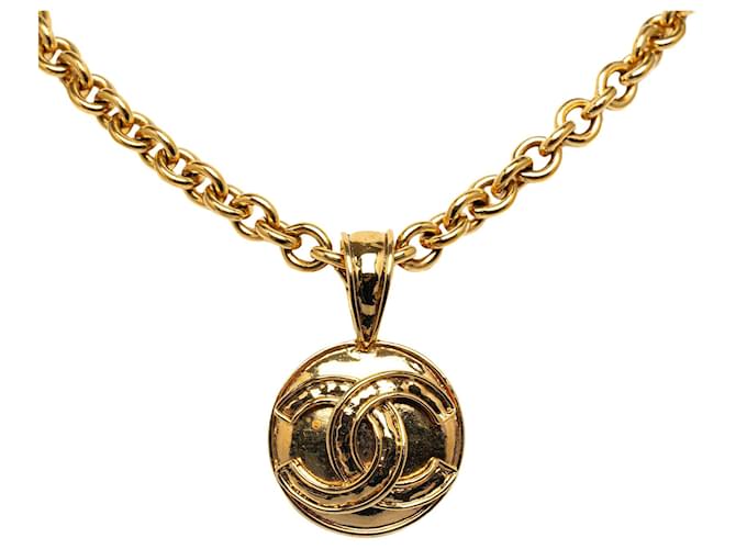 Collana ciondolo CC oro Chanel D'oro Metallo Placcato in oro  ref.1251709
